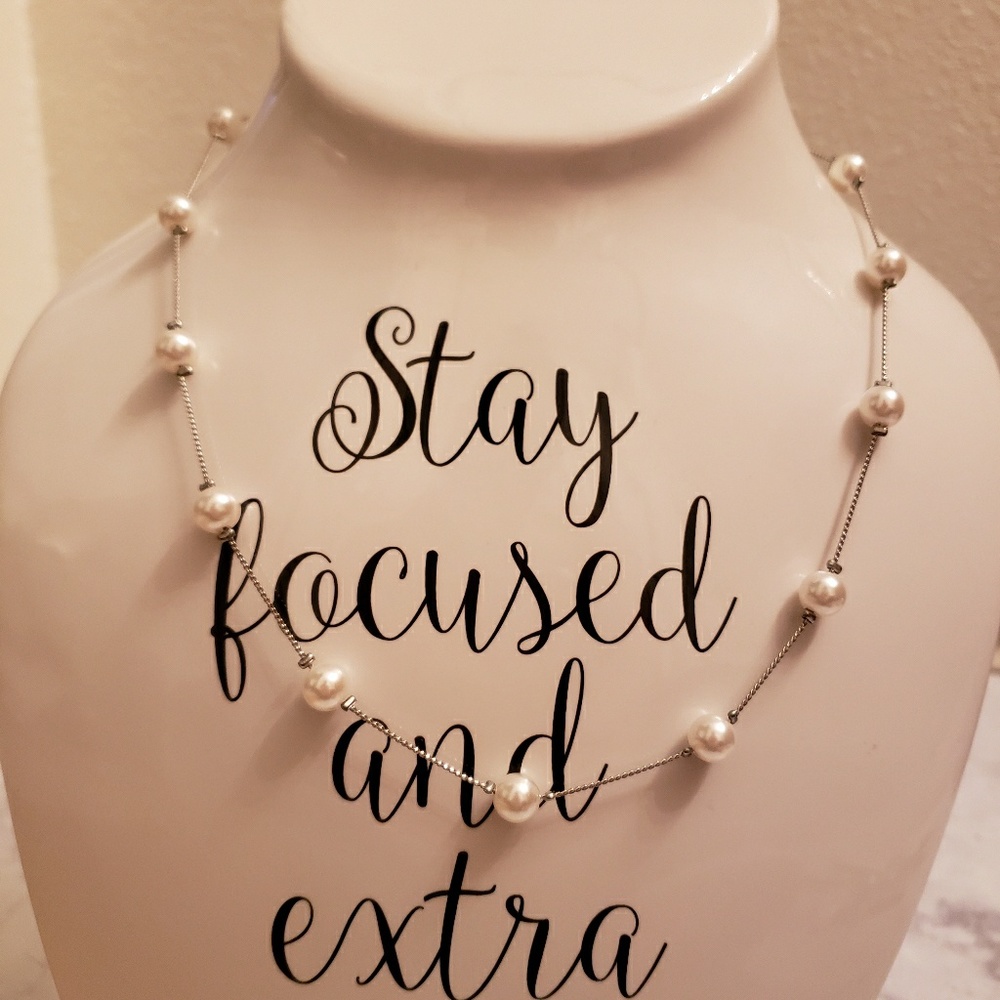 Pearl Necklace Silver NEW